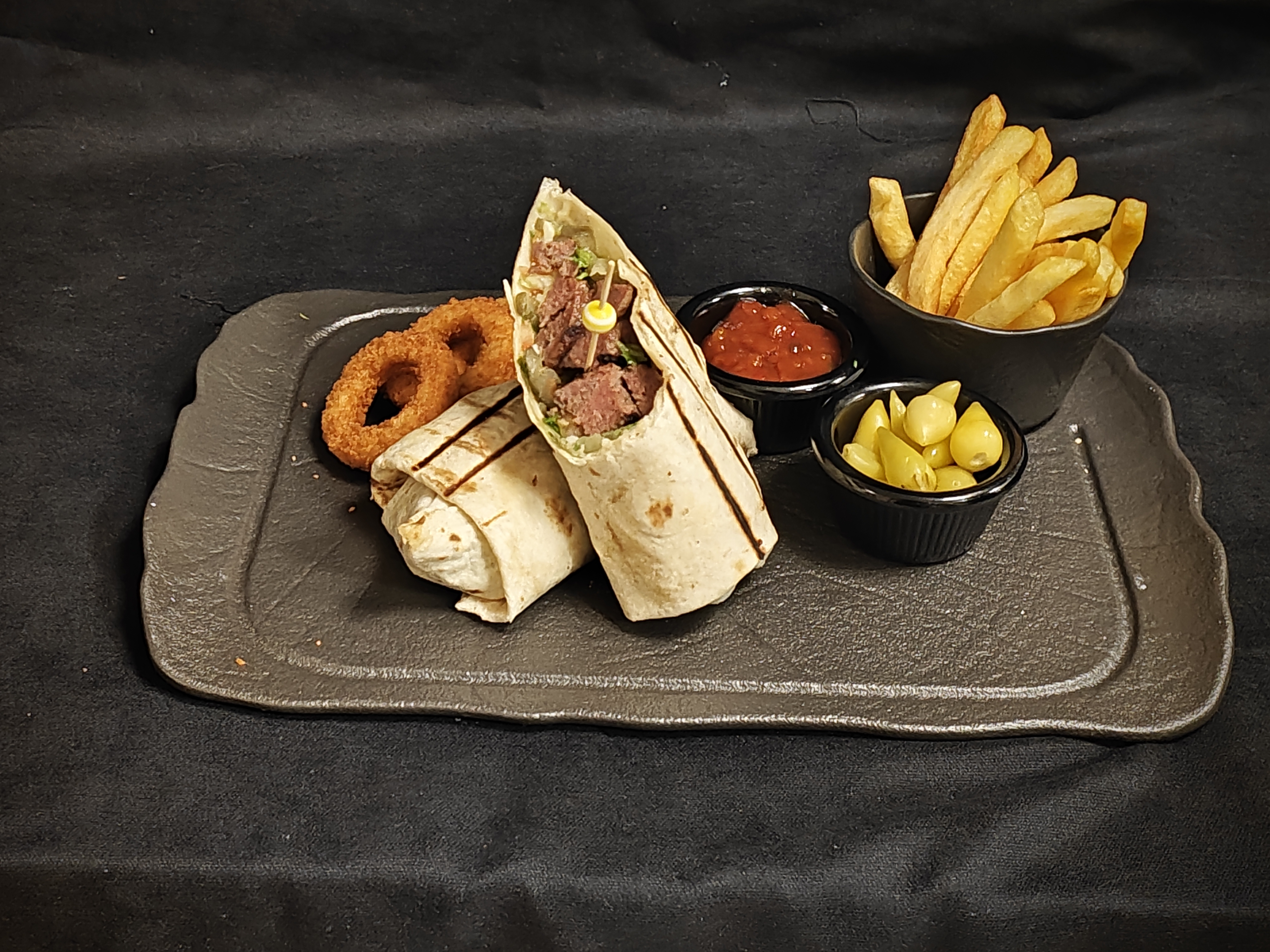Meatball Wrap (160GR) (765 Calorie)