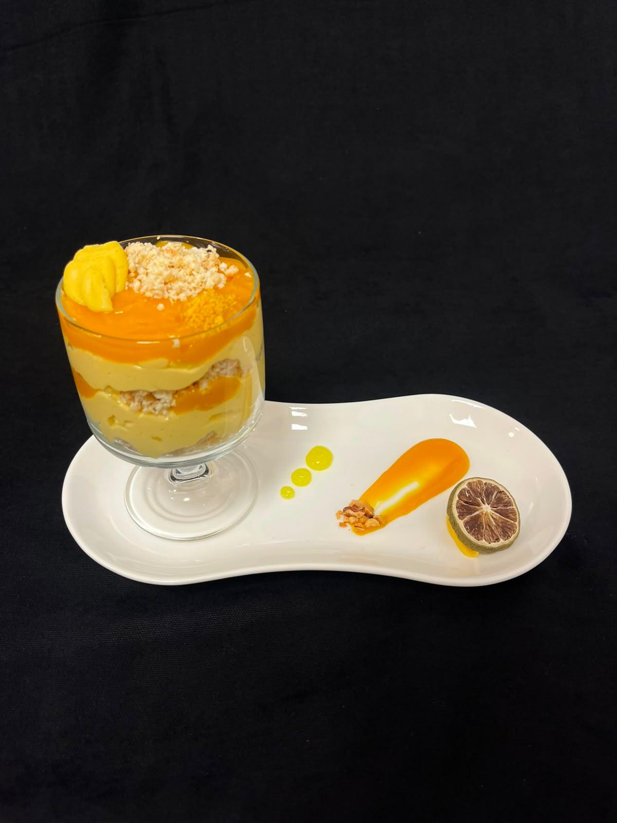 Mango Parfait(320 Calorie)
